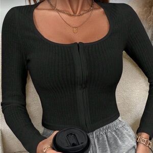 SHEIN Black Ribbed Crop Top